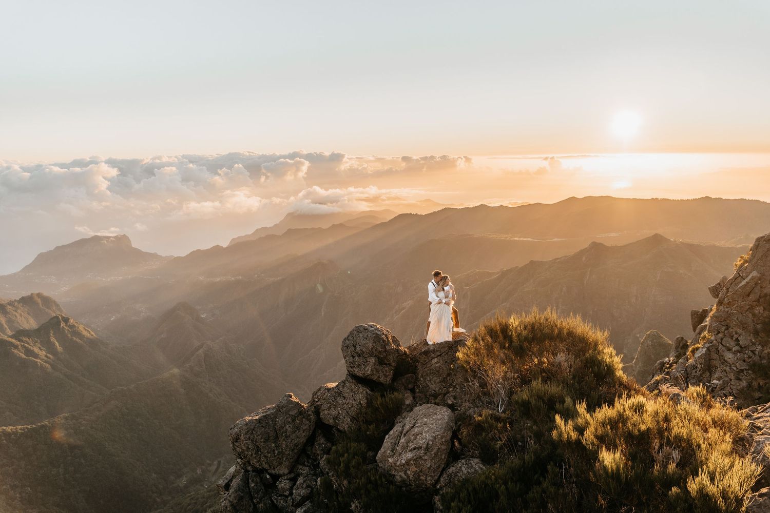 Sunrise at Pico do Arieiro wedding photo