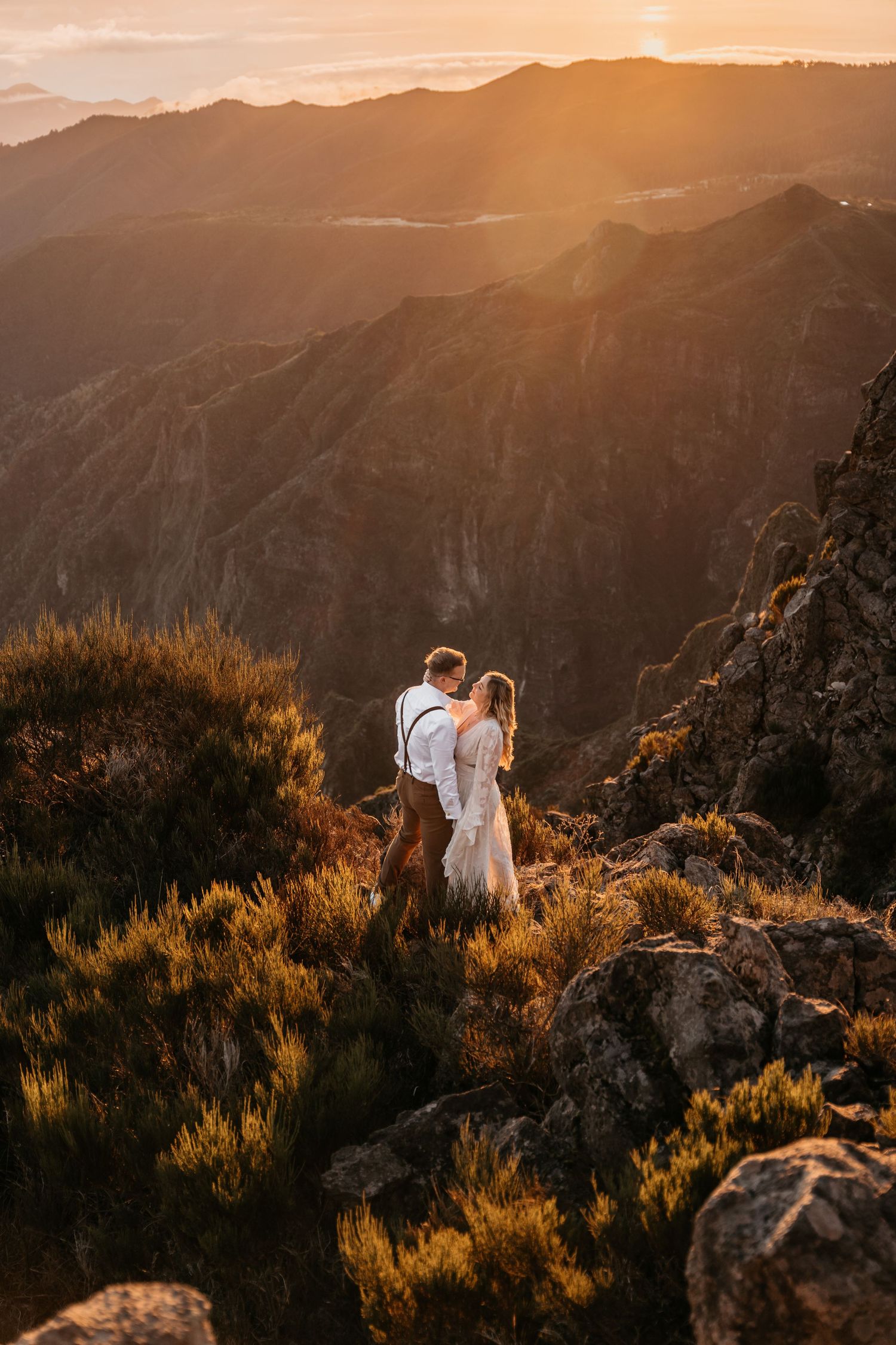 Pico do Arieiro sunrise elopement in Madeira