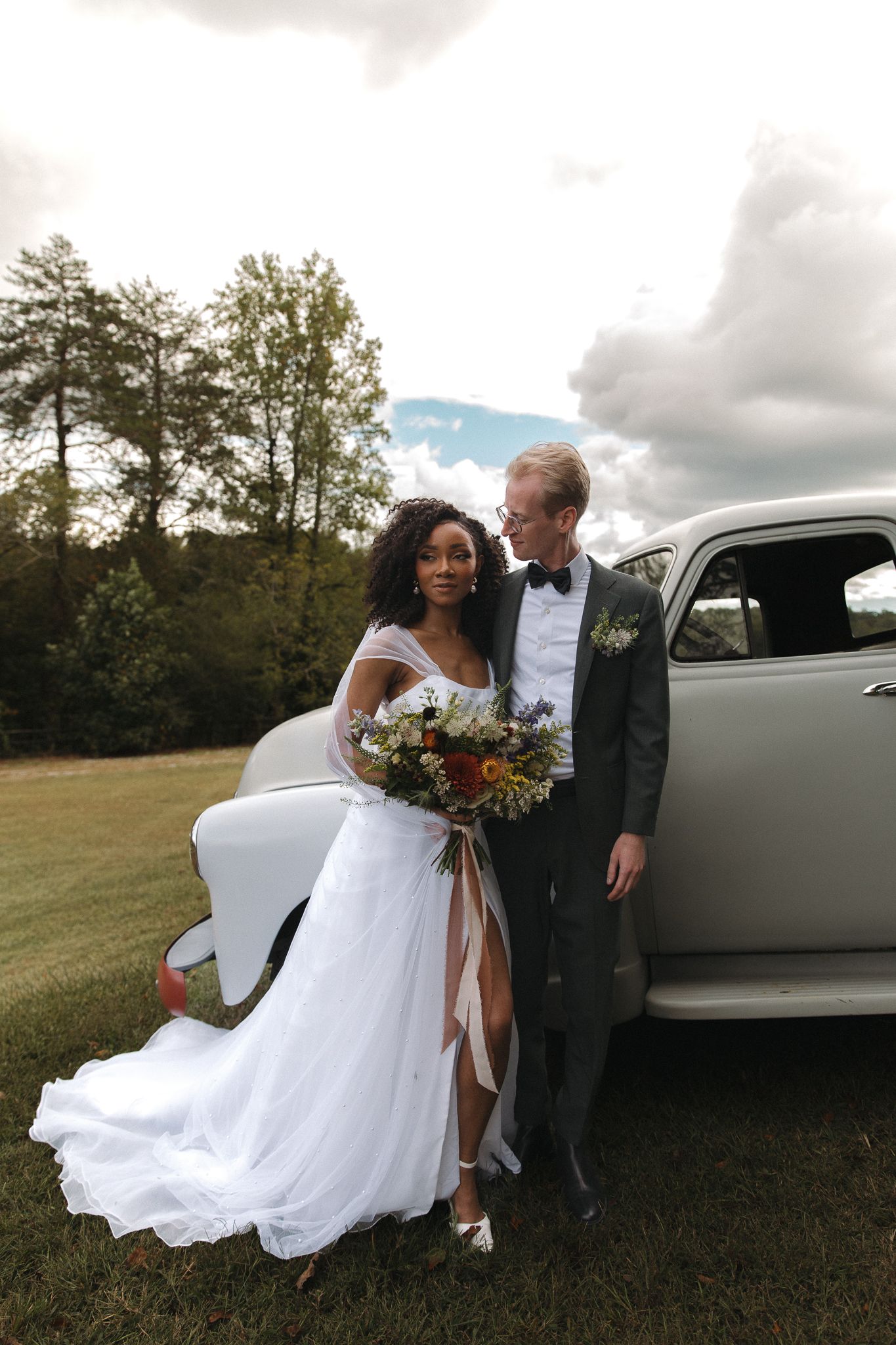 Kennesaw Georgia wedding photographer bride and groom North metro Atlanta couples photography documentary affordable clean edit