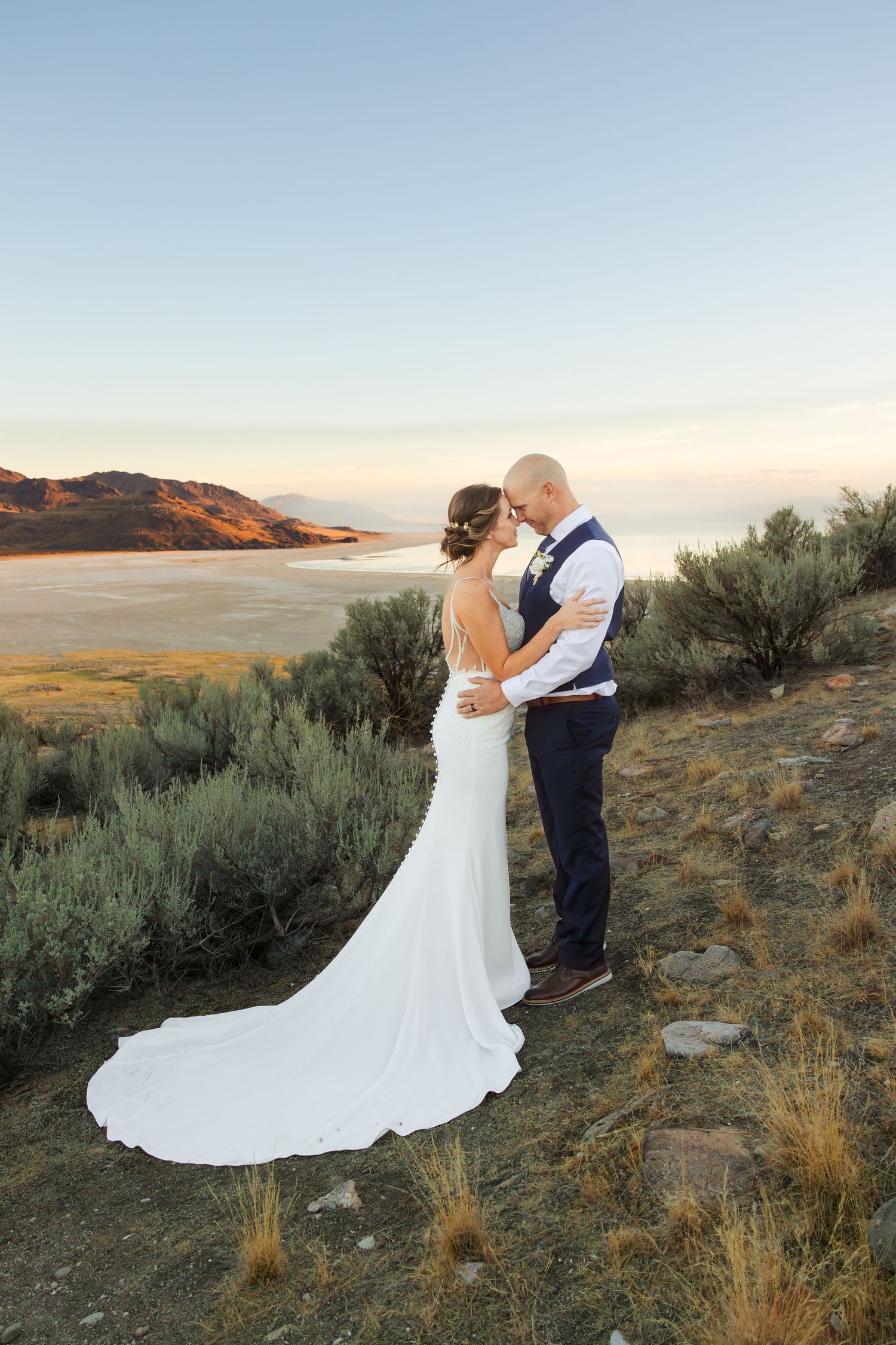 Wedding at Antelope Island in Syracuse Utah photography by Av Potter Photo a Utah wedding and lifestyle photographer