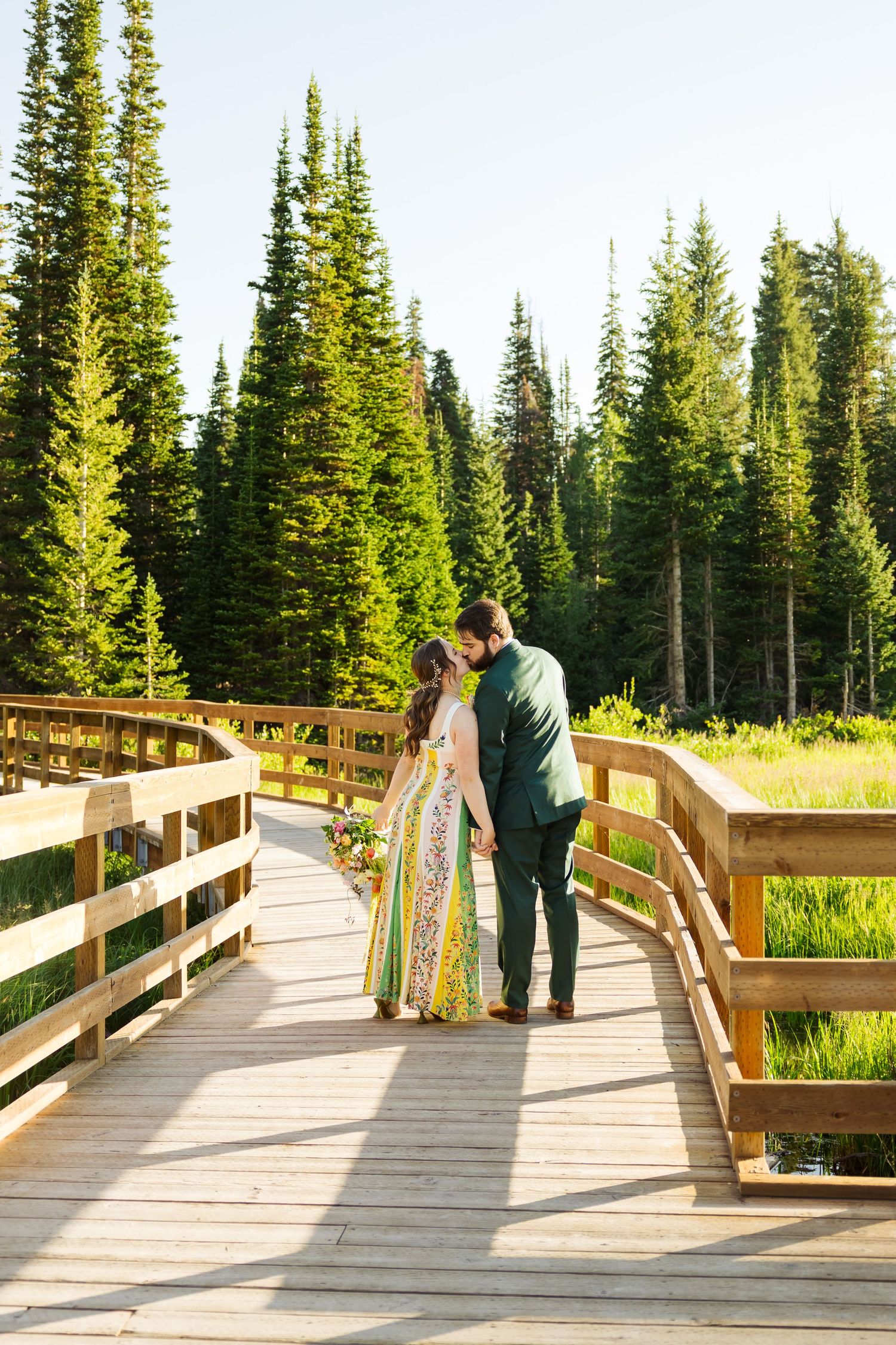 Wedding at Silver Lake in Big Cottonwood Canyon Utah photography by Av Potter Photo a Utah wedding and lifestyle photographer