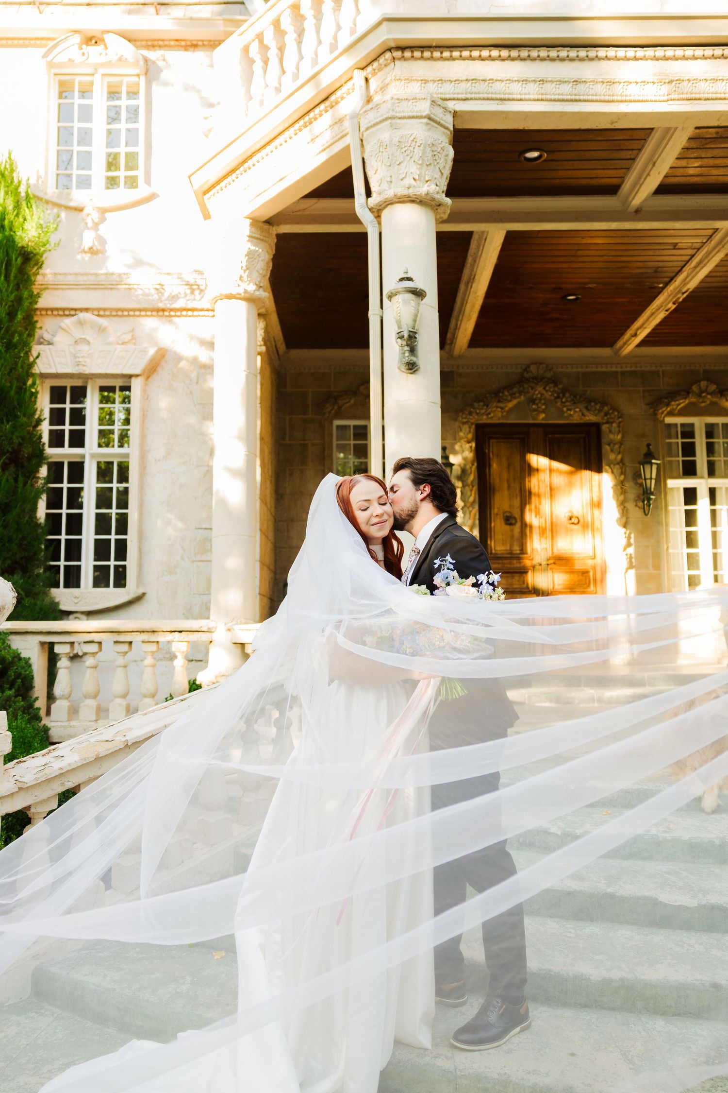 Bride and groom at La Caille photography by Av Potter Photo a Utah wedding and lifestyle photographer