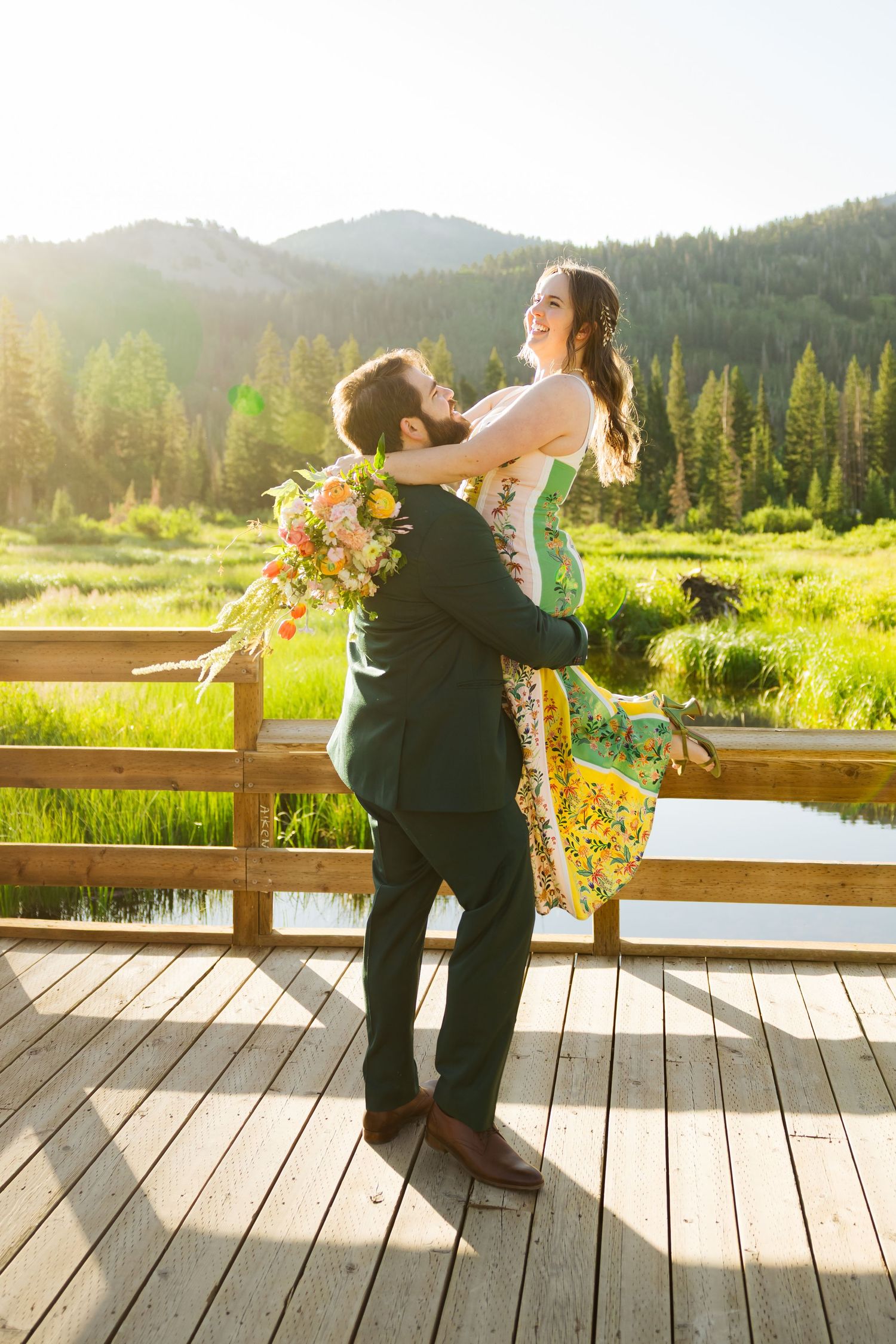 Wedding at Silver Lake in Big Cottonwood Canyon Utah photography by Av Potter Photo a Utah wedding and lifestyle photographer