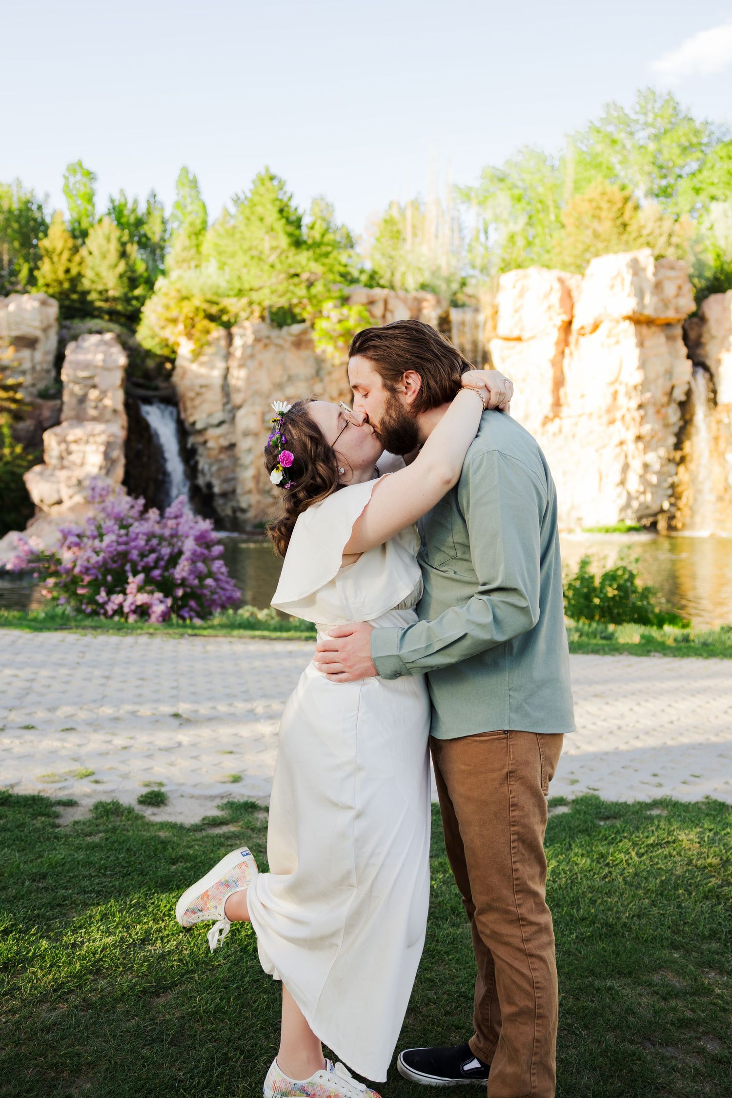 Couple at Ashton Gardens during tulip festival at Thanksgiving Point photography by Av Potter Photo a Utah wedding photographer