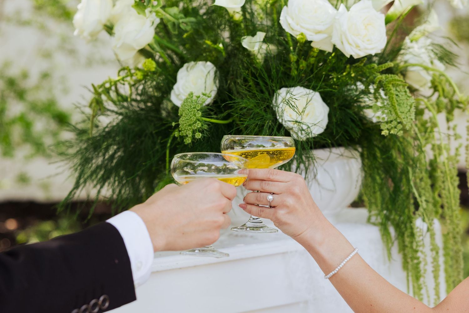 Wedding at Magnolia Event Center in South Jordan, Utah photography by Av Potter Photo a Utah wedding and lifestyle photographer