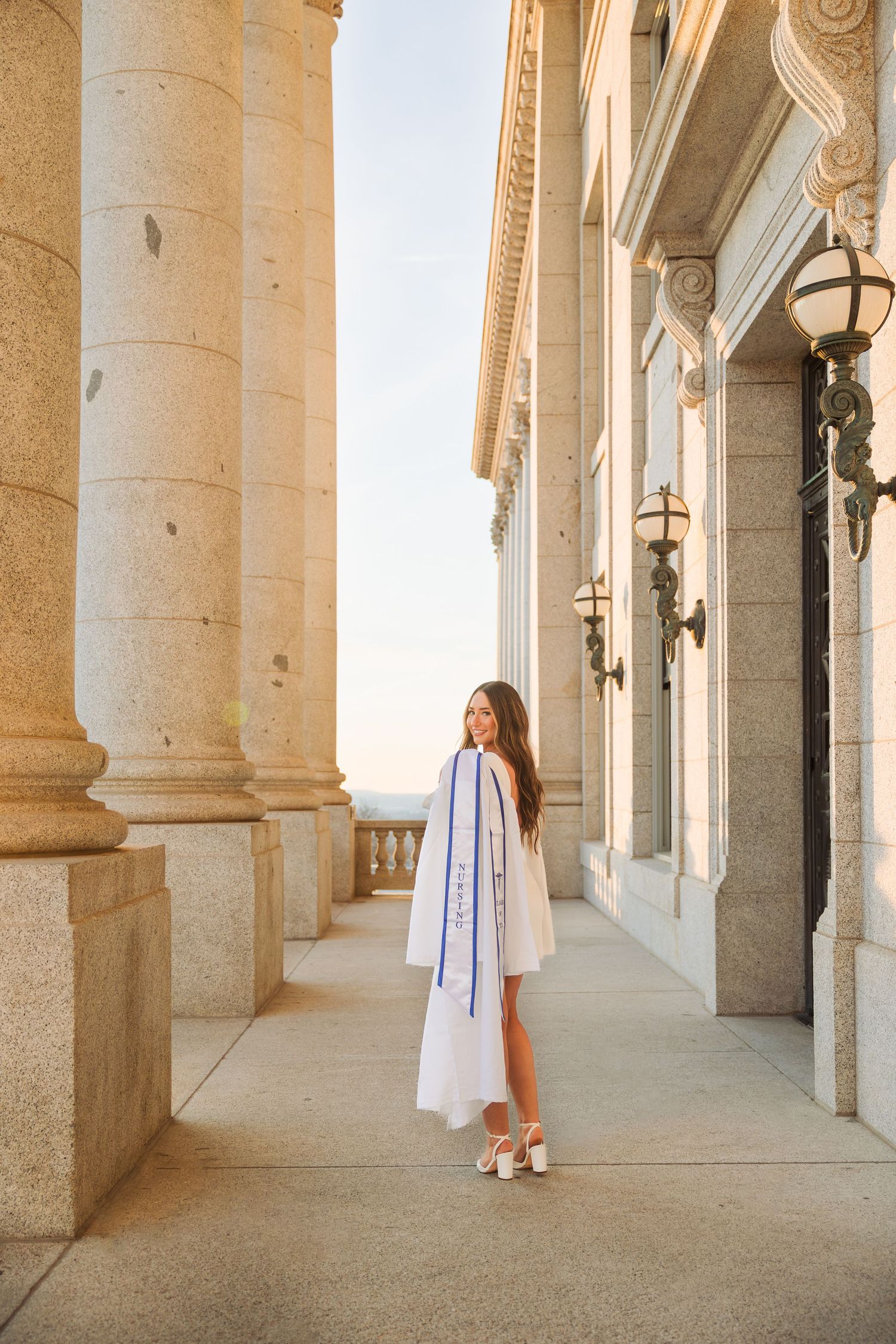 Graduation at The Utah State Capitol photography by Av Potter Photo a Utah wedding and lifestyle photographer