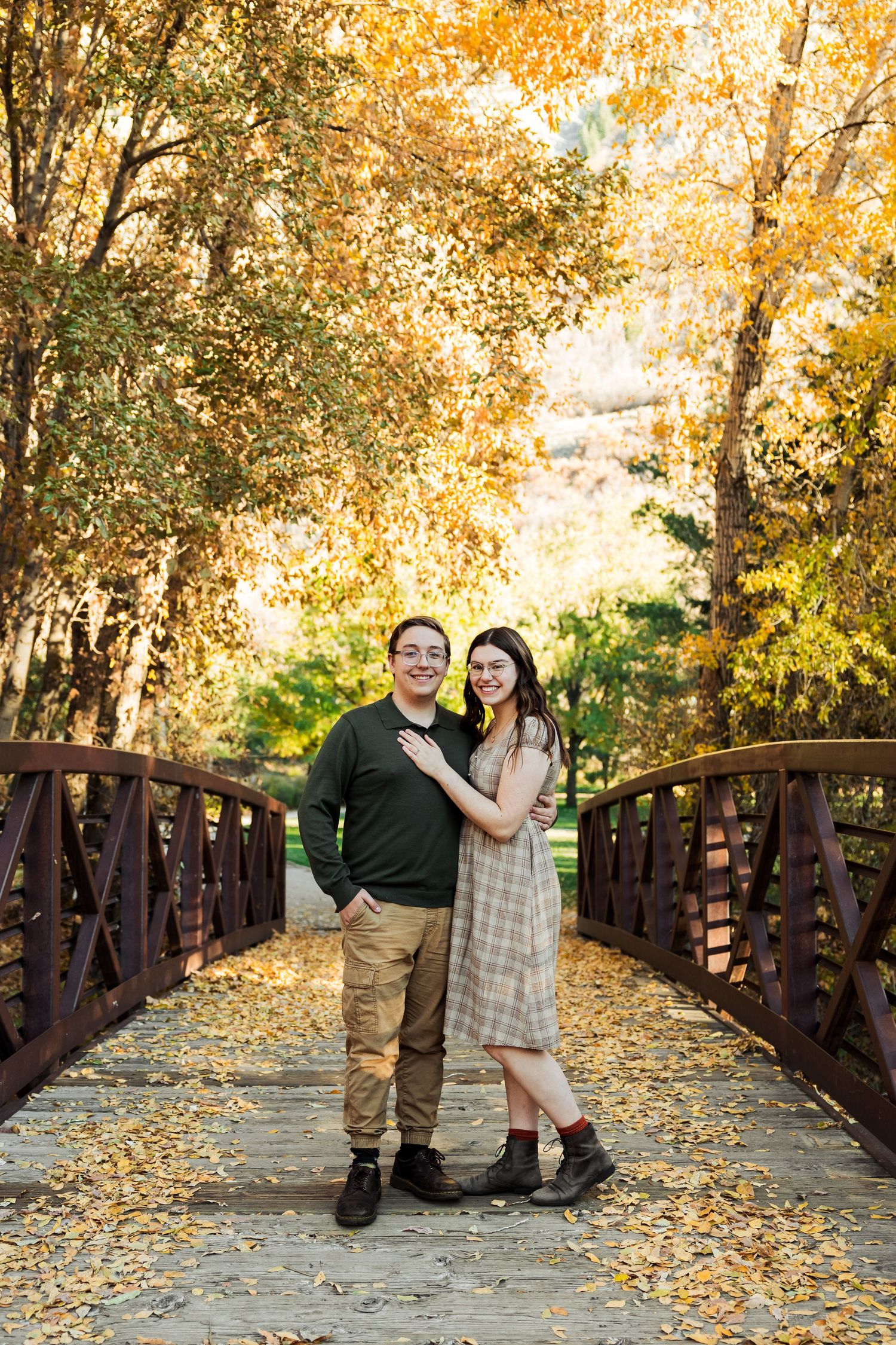 Couple at Canyon Glen Park photography by Av Potter Photo a Utah wedding and lifestyle photographer