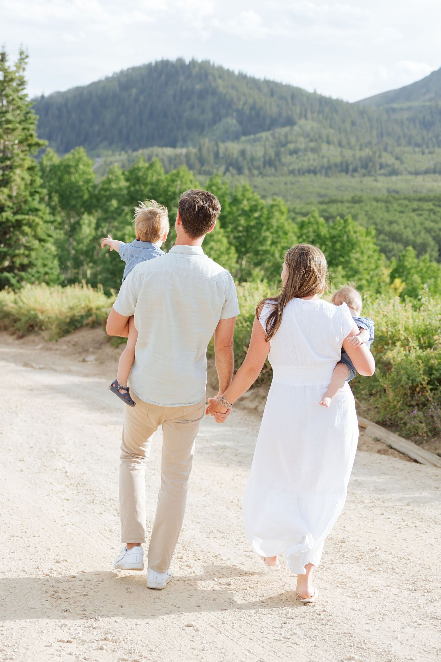 Family at Guardsman Pass photography by Av Potter Photo a Utah wedding and lifestyle photographer
