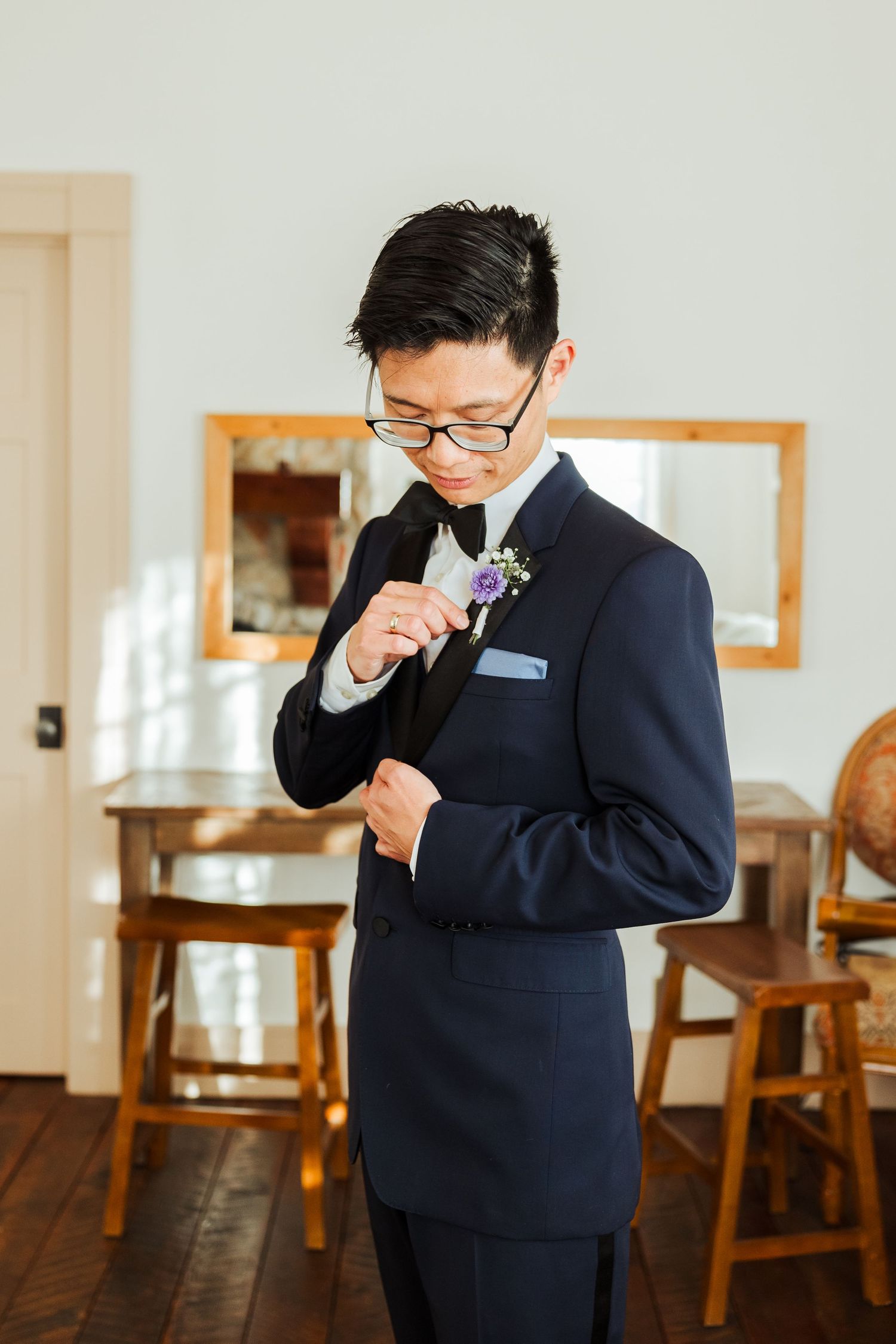 Groom at the Atkin House photography by Av Potter Photo a Utah wedding and lifestyle photographer