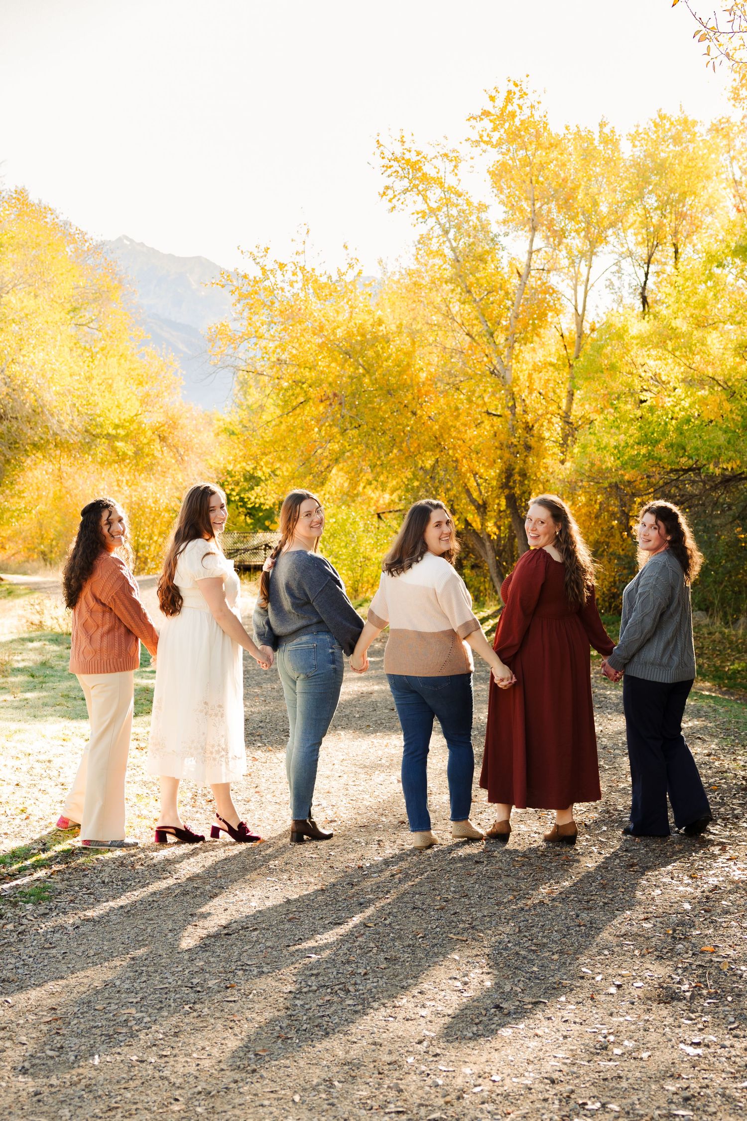 Family photos at Crestwood Park Utah photography by Av Potter Photo a Utah wedding and lifestyle photographer