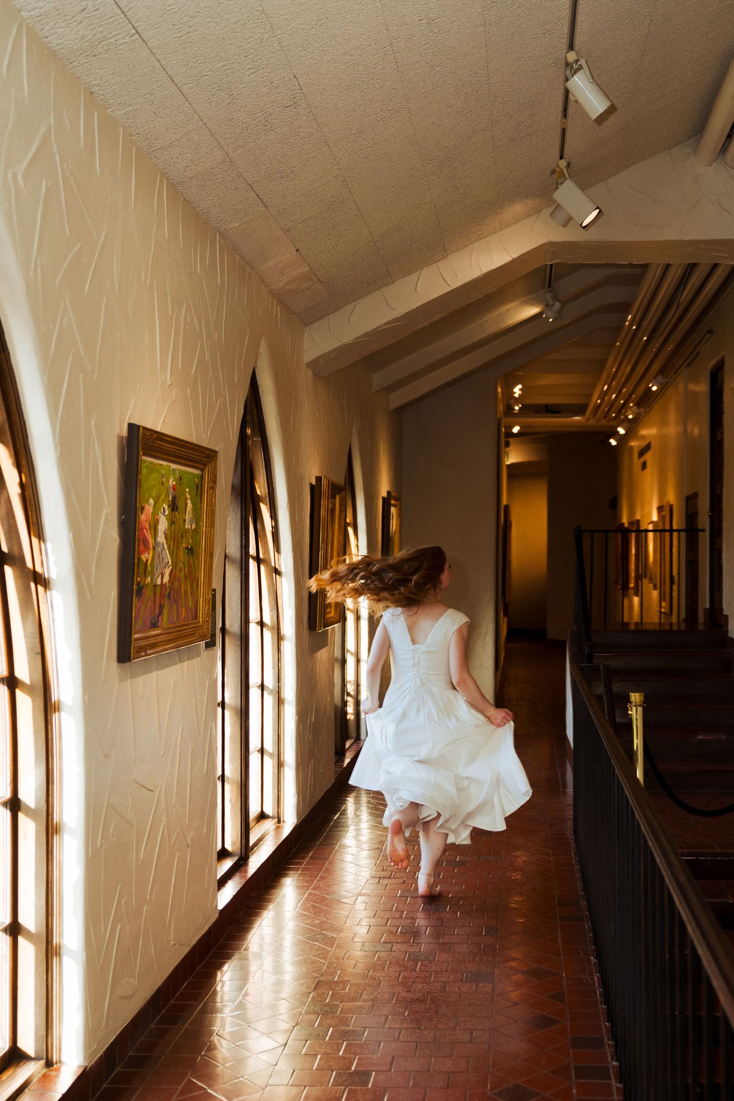 Graduation pictures at Springville Art Museum in Springville, Utah photography by Av Potter Photo a Utah wedding and lifestyle photographer