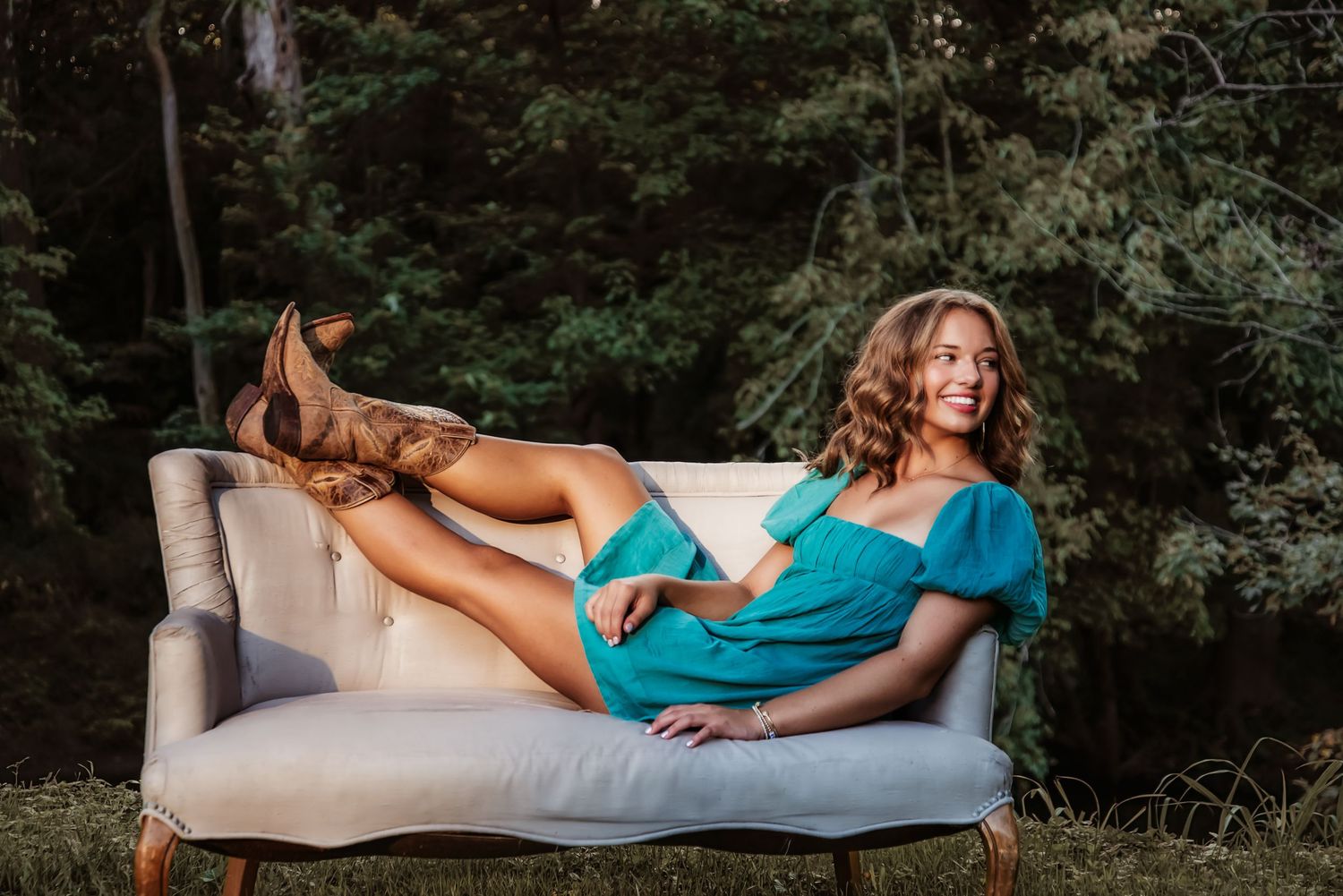 Playful senior portrait in nature at golden hour. Kentucky lifestyle photographer captures joy, personality, and warm natural light.