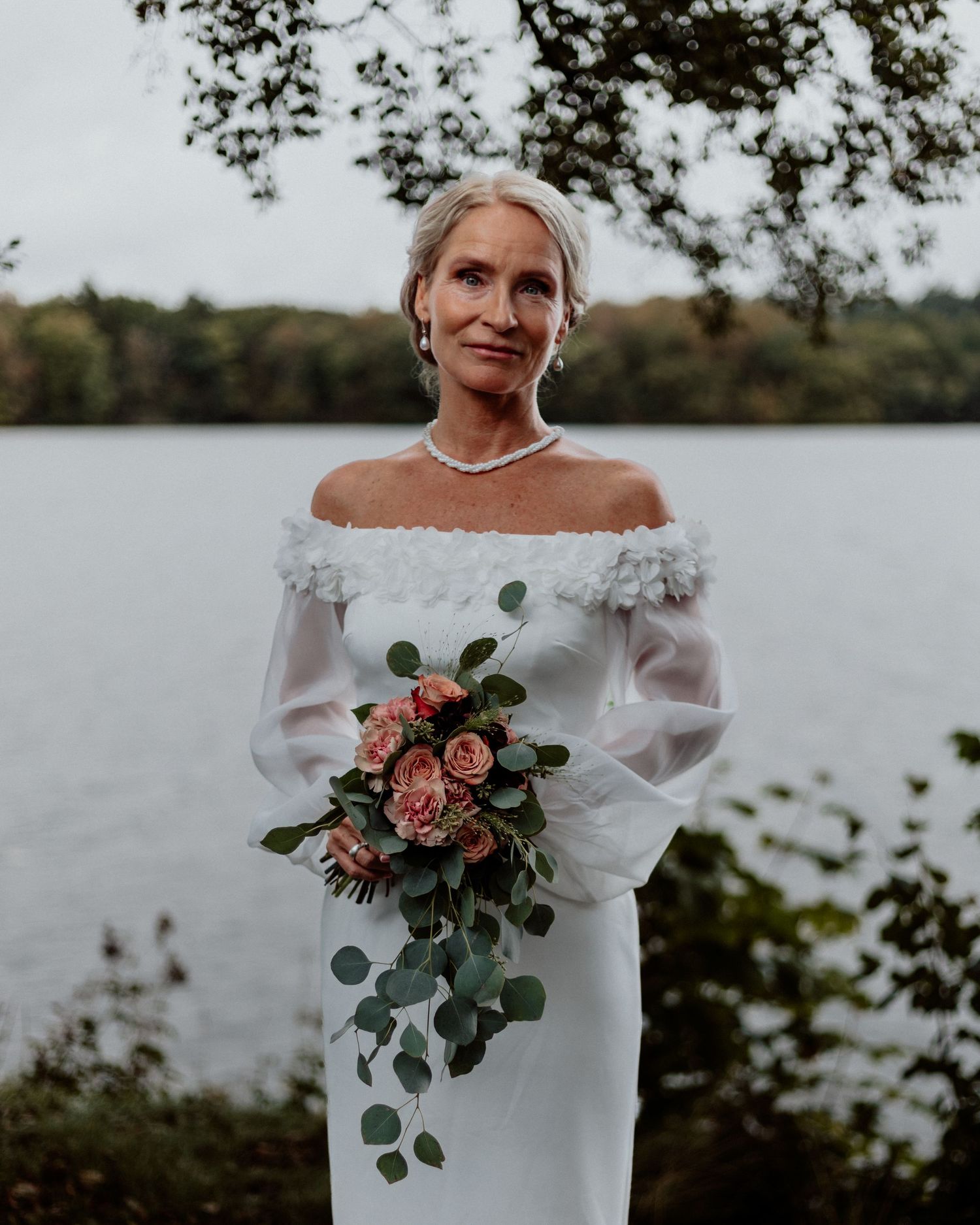 Brud vid sjö i Göteborg