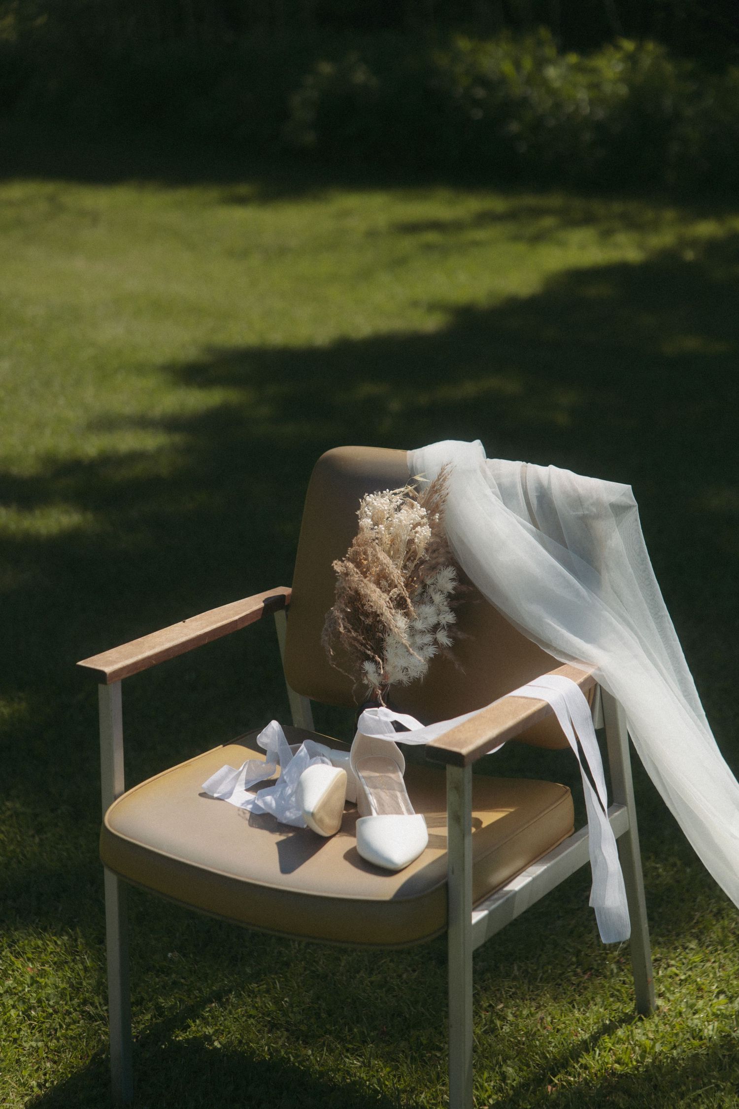morning details at a wedding on lake superior