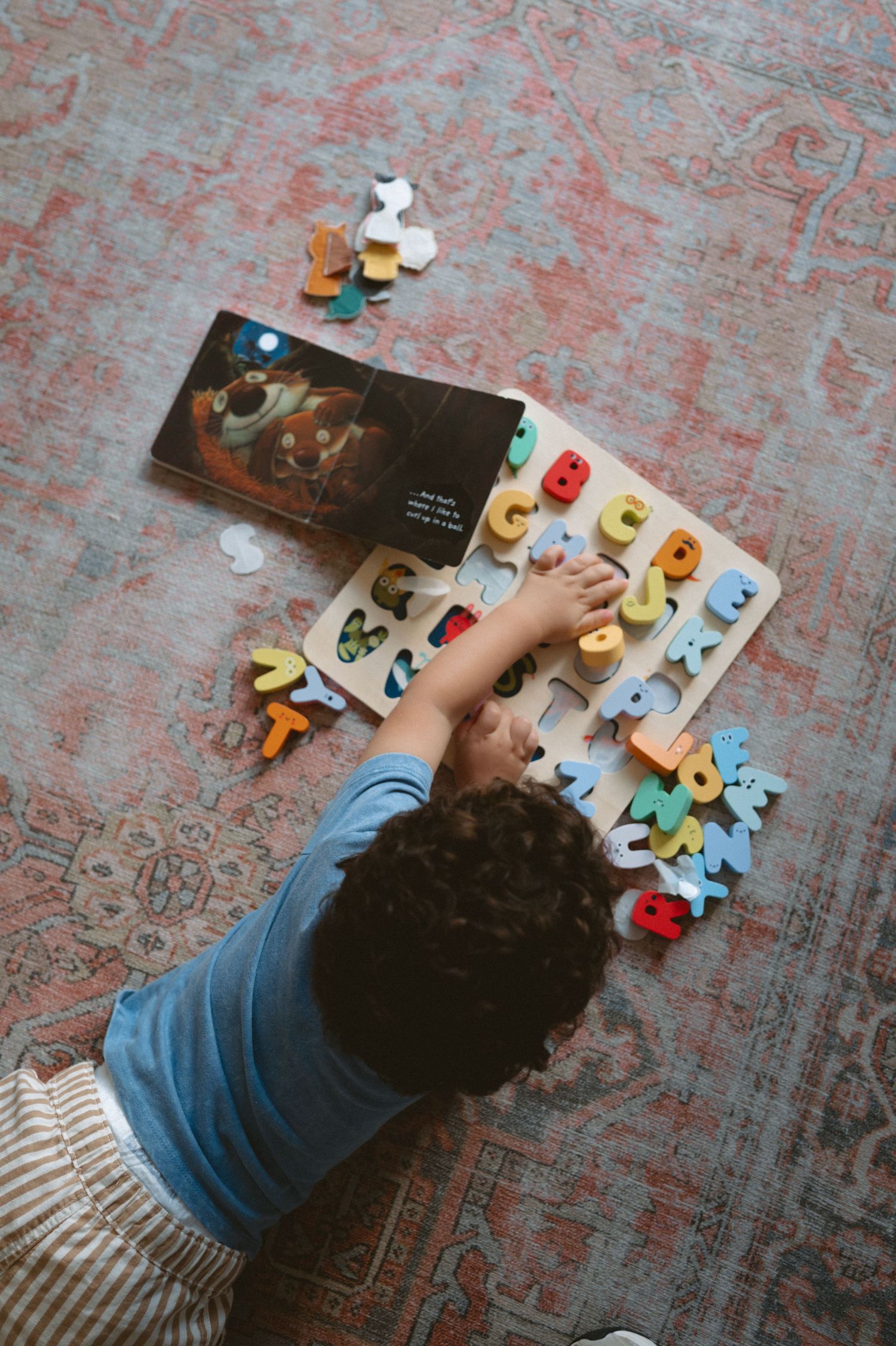 Natural family photography in a Miami home with young children
