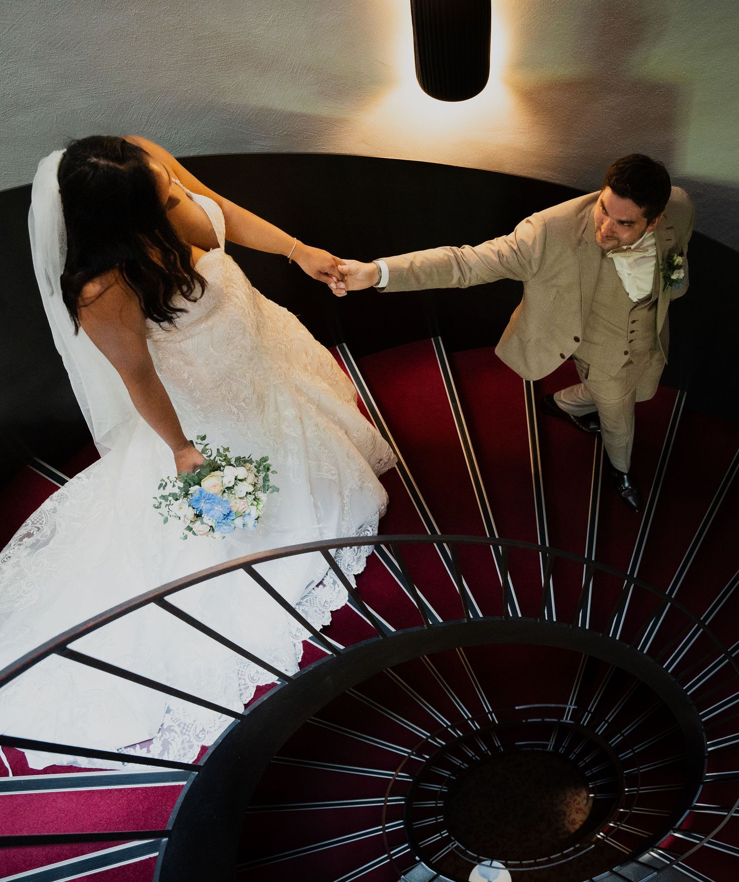 Hochzeitsfotograf in Tübingen
Reutlingen, Stuttgart, und Umgebung. 

Ich biete hochwertige Hochzeitsfotografie in stilvollen, modernen und k