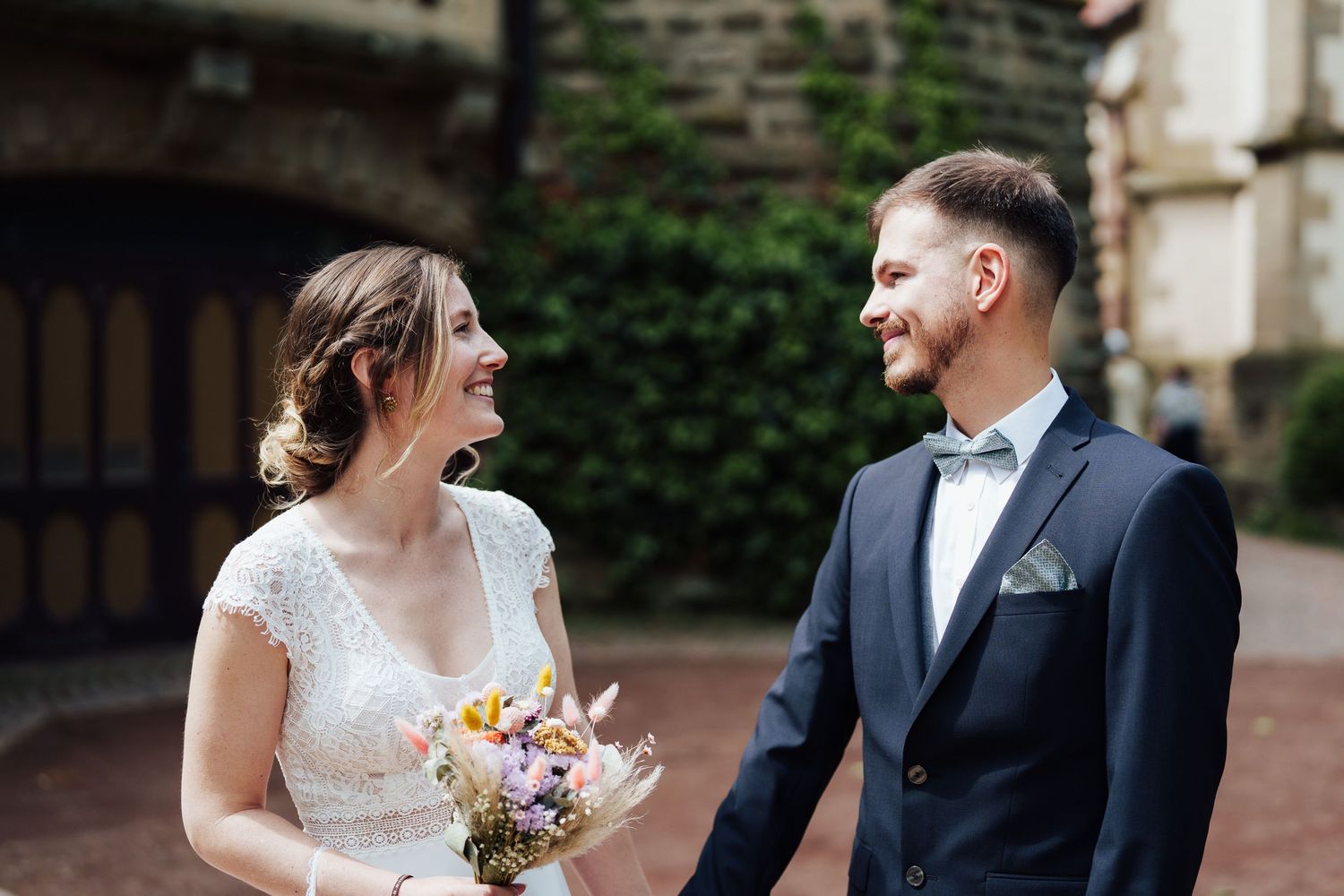Hochzeitsfotograf in Tübingen
Reutlingen, Stuttgart, und Umgebung. 

Ich biete hochwertige Hochzeitsfotografie in stilvollen, modernen und k