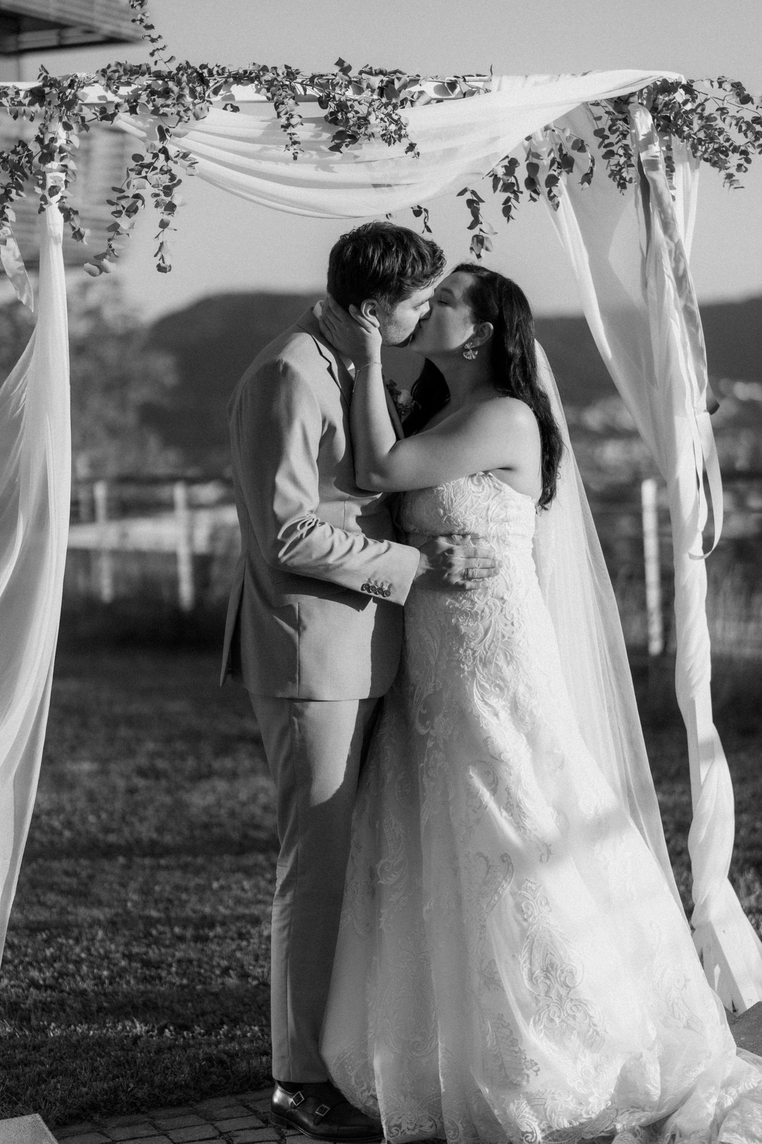 Hochzeitsfotograf in Tübingen
Reutlingen, Stuttgart, und Umgebung. 

Ich biete hochwertige Hochzeitsfotografie in stilvollen, modernen und k
