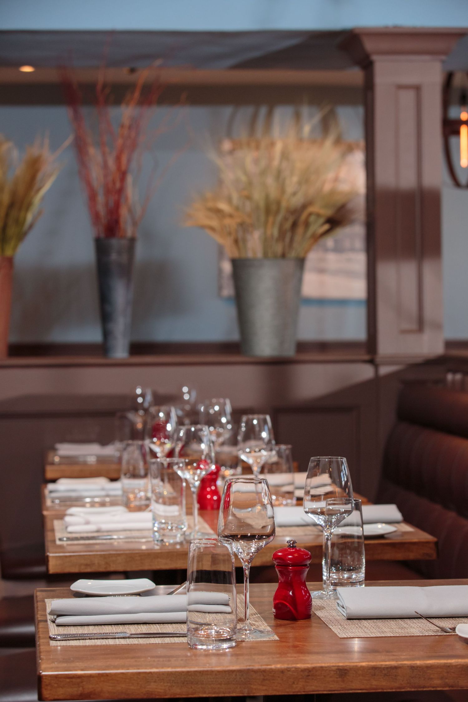BOSTON RESTAURANT INTERIOR PHOTOGRAPHER ROBERTO FARREN FOR VINE BROOK TAVERN LEXINGTON