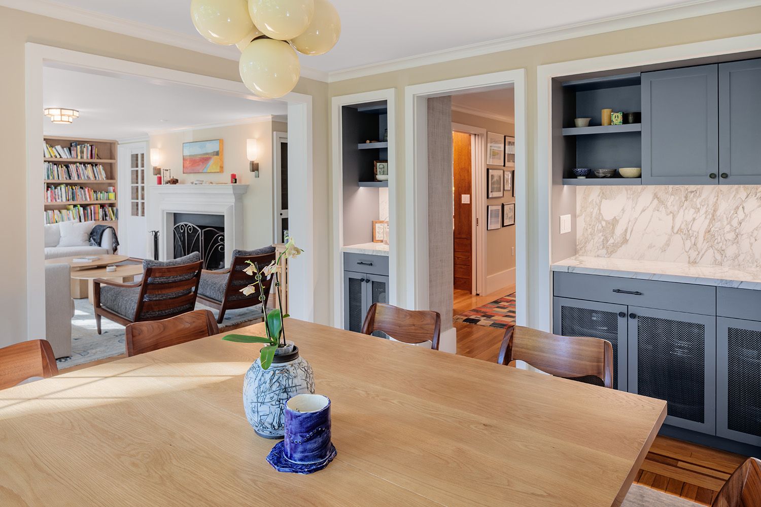 DINING ROOM AREA PHOTOGRAPHY IN BOSTON SHOWCASING ARCHITECTURAL AND INTERIOR DETAILS