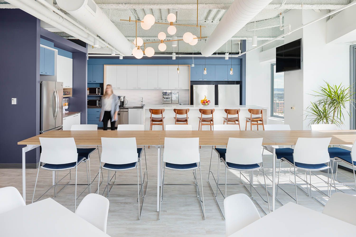 BOSTON ARCHITECTURAL, INTERIOR AND COMMERCIAL PHOTOGRAPHY FOR THE NEW ENGLAND REGION. BOSTON ARCHITECTURAL PHOTOGRAPHER ROBERTO FARREN