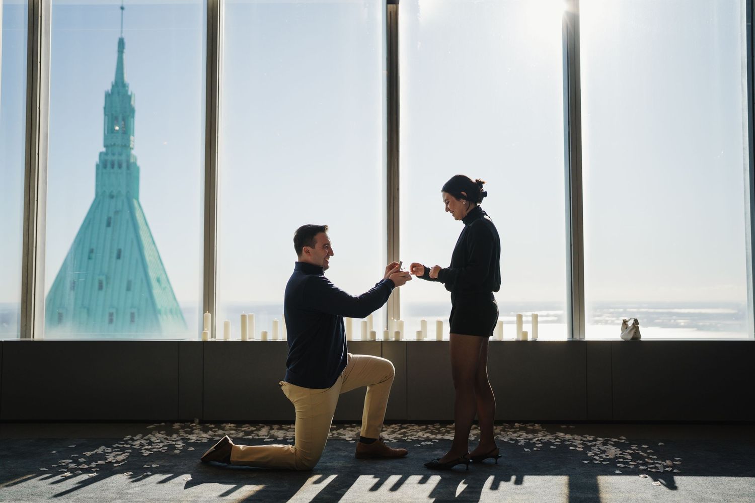 Surprise Proposal Photos at Manhatta Bar NYC_ proposing