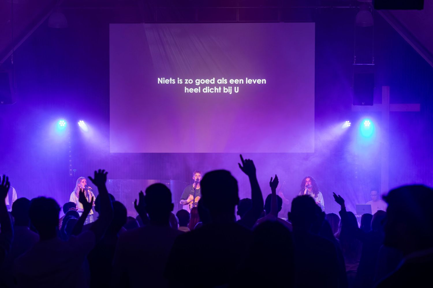 Youth Impact - Byjorinapeene
Aanbiddingsavond Rotterdam