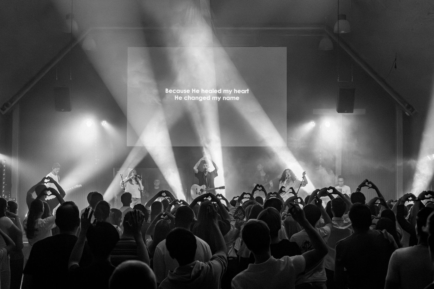 Youth Impact - Byjorinapeene
Aanbiddingsavond Rotterdam