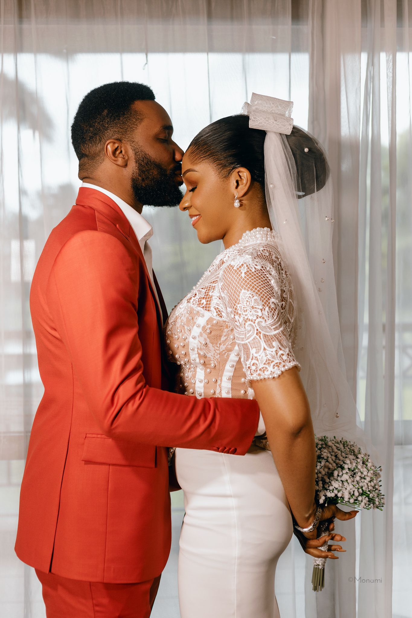 An editorial wedding image captured by Monami Photography