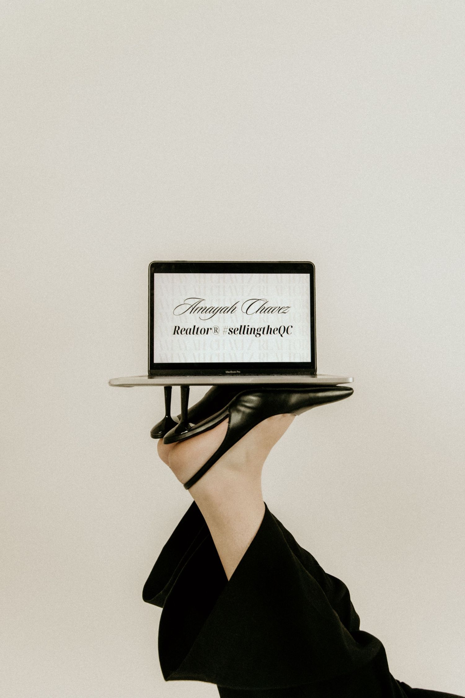 Connecticut branding photographer for small businesses and entrepreneurs. Elevate your brand with strategic, personality-driven content.