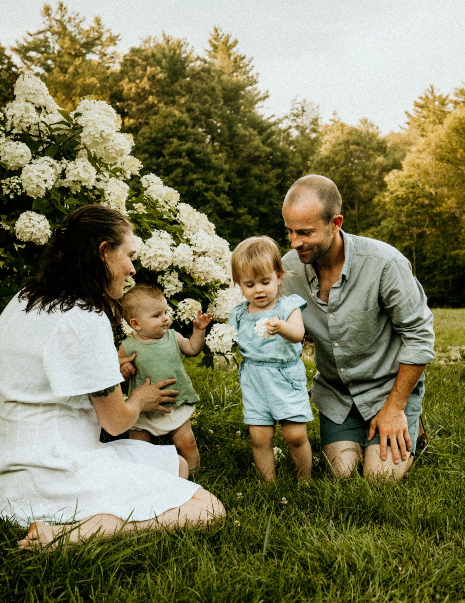 Connecticut family photographer capturing real, candid moments. Serving Norwich CT and New England families.