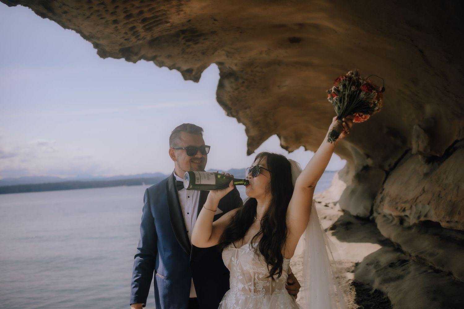 Gabriola Island Wedding Photographer, Bridal portraits, Malaspina galleries, sandstone, elopement photography, champagne spray