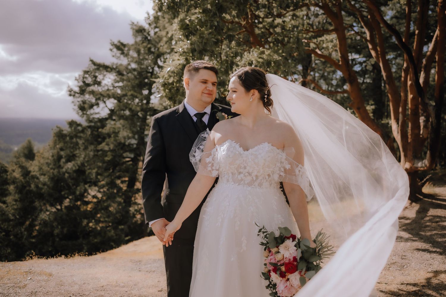 Nanaimo Photographer, Vancouver Island Wedding, Little Mountain, Madrona Point, Parksville Wedding