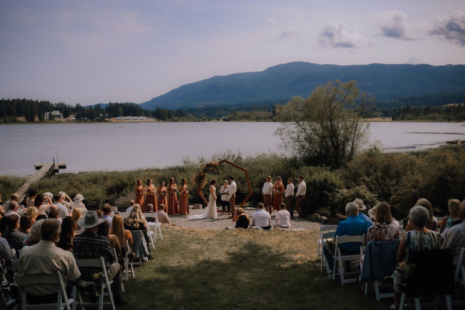 Nanaimo wedding, lake wedding, summer wedding, vancouver island wedding photographer