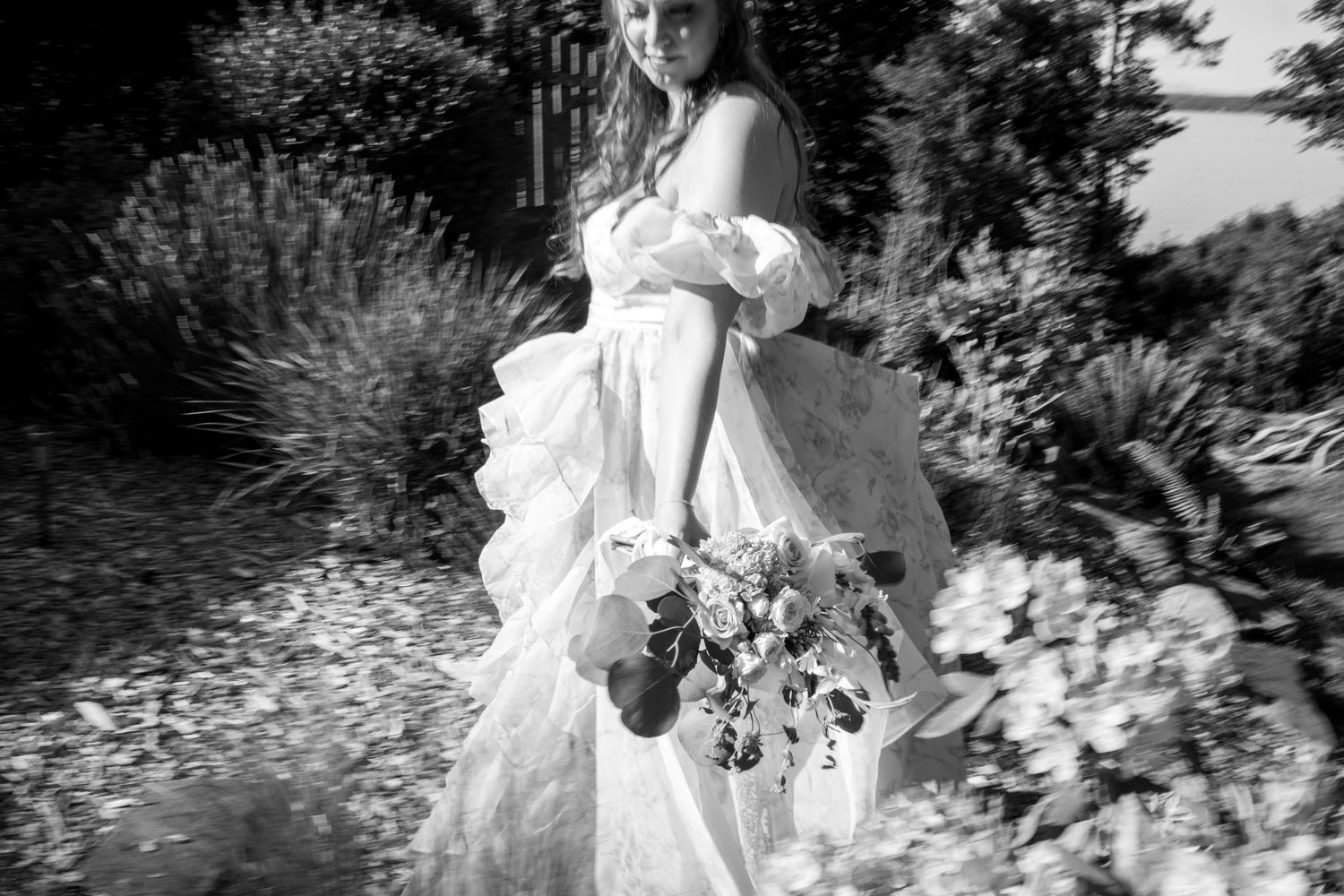Chemainus wedding, intimate elopement, nanaimo photography, Vancouver Island photographer, waterfall, bride, groom, forest wedding, spring