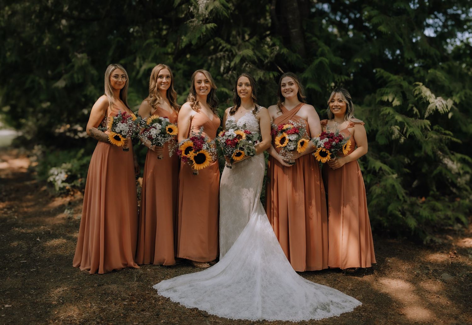 Nanaimo wedding, lake wedding, summer wedding, vancouver island photographer, bride and groom, brannen lake, nanaimo photography, backyard