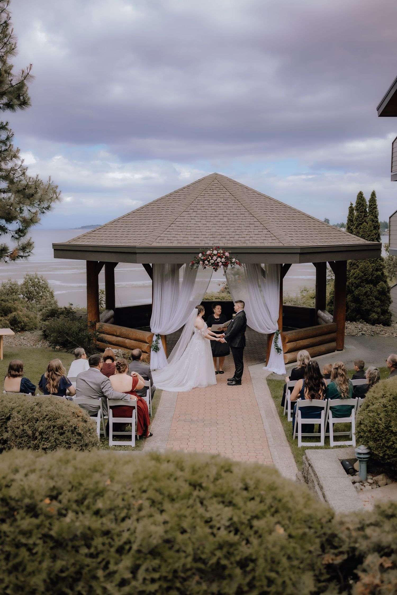 Tigh Na Mara Wedding, Parksville Wedding, Nanaimo Wedding Photographer, Vancouver Island Wedding Photographer