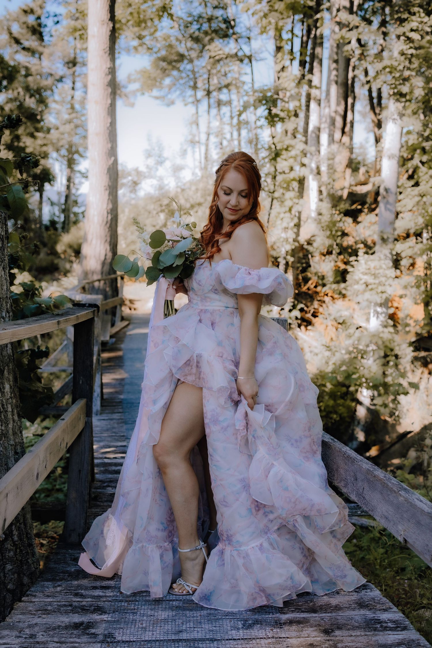 Chemainus wedding, intimate elopement, nanaimo photography, Vancouver Island photographer, waterfall, bride, groom, forest wedding, spring