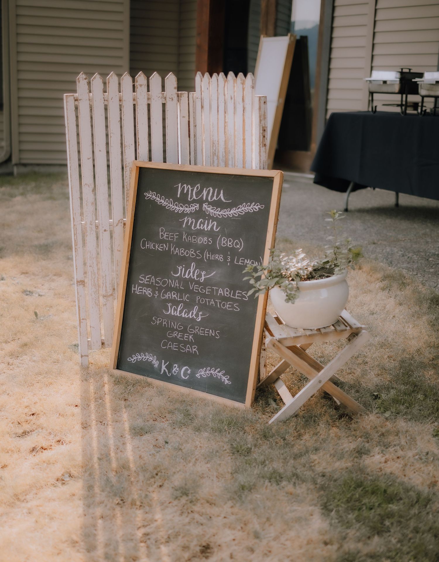 Nanaimo wedding, ceremony, summer wedding, vancouver island photographer, reception, brannen lake, nanaimo photography, backyard wedding