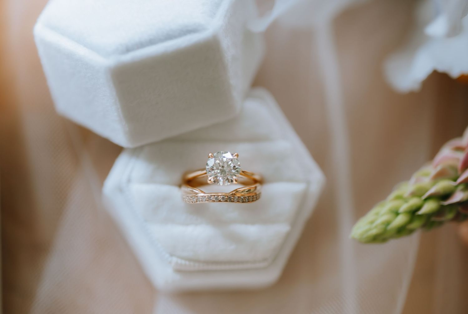 wedding ring details