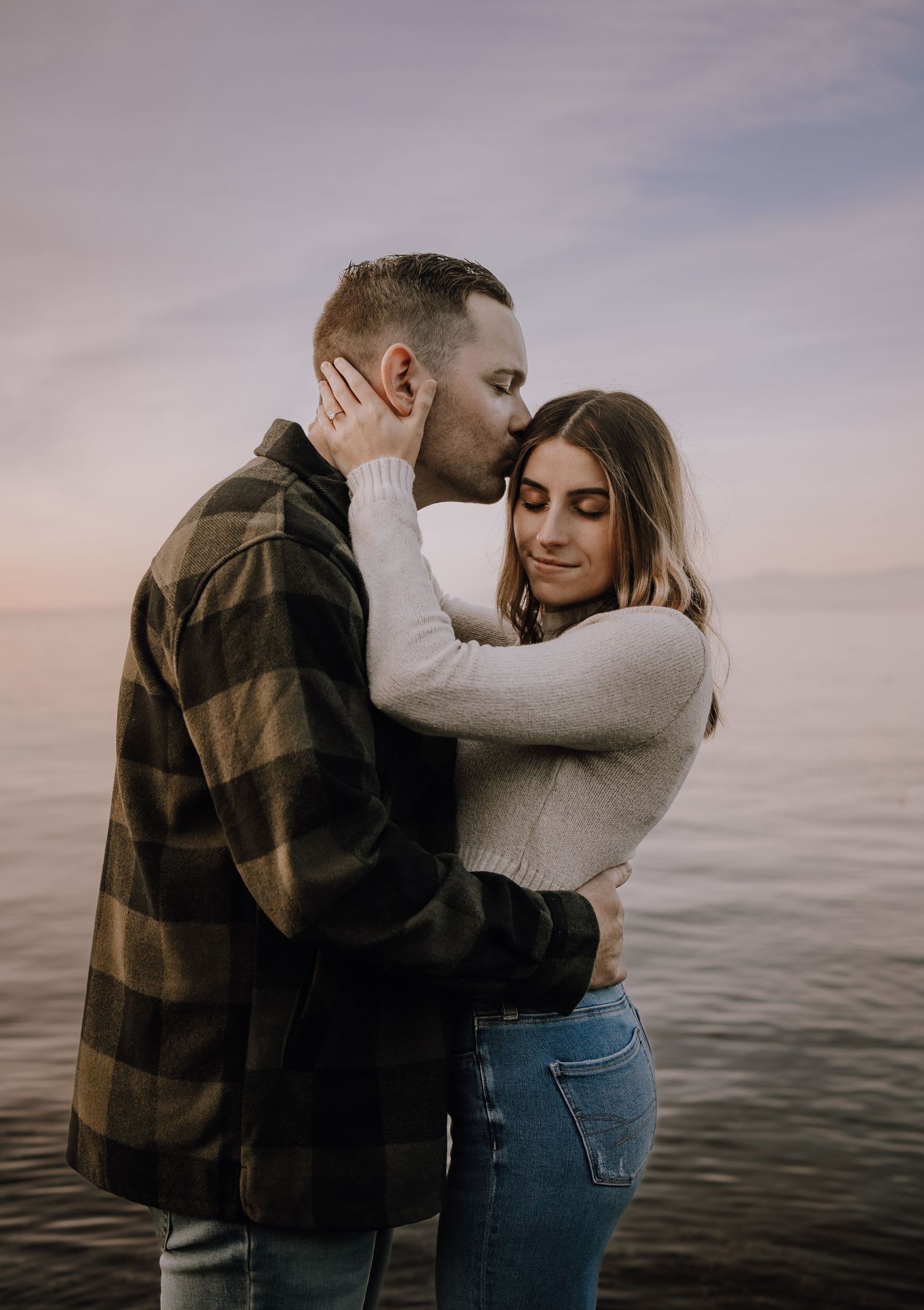 Parksville Engagement Photographer, Nanoose Bay, Vancouver Island Wedding, Golden Hour Photography, Couples Photography, Romantic Photo