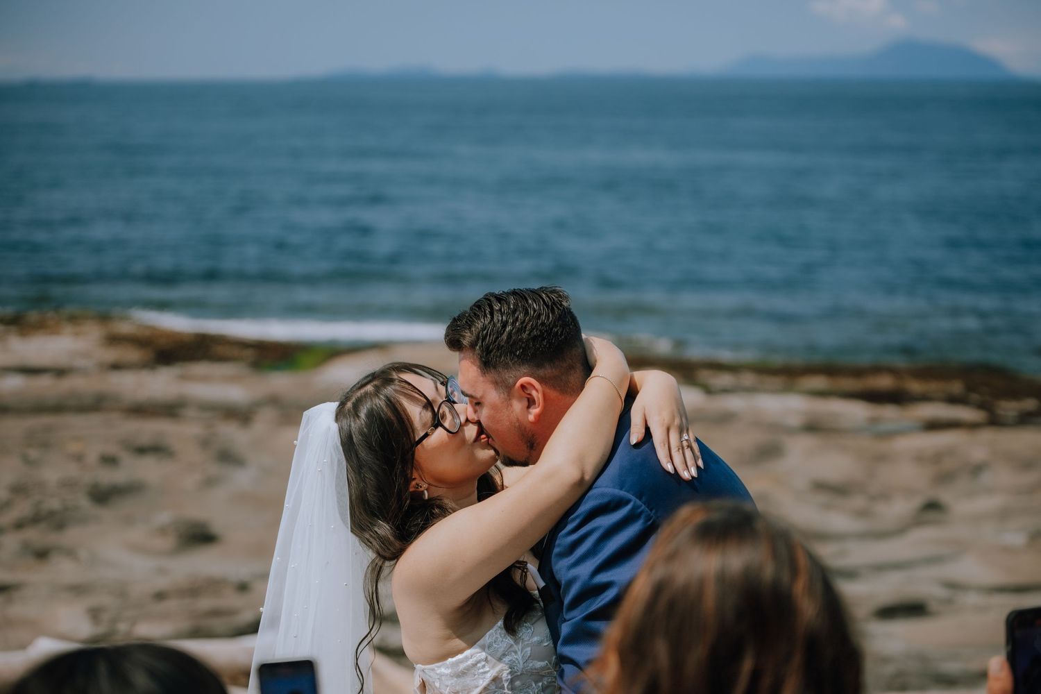 wedding photography, Gabriola island, elopement, intimate wedding, ceremony, gulf island wedding, nanaimo photographer