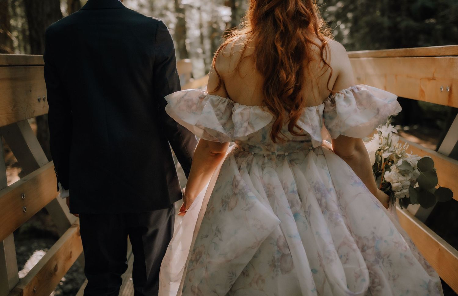 Chemainus wedding, intimate elopement, nanaimo photography, Vancouver Island photographer, waterfall, bride, groom, forest wedding, spring