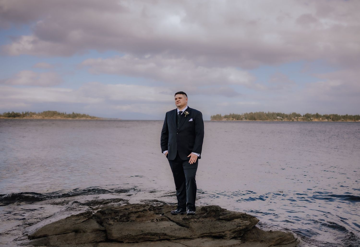 Nanaimo Photographer, Vancouver Island Wedding, Little Mountain, Madrona Point, Parksville Wedding