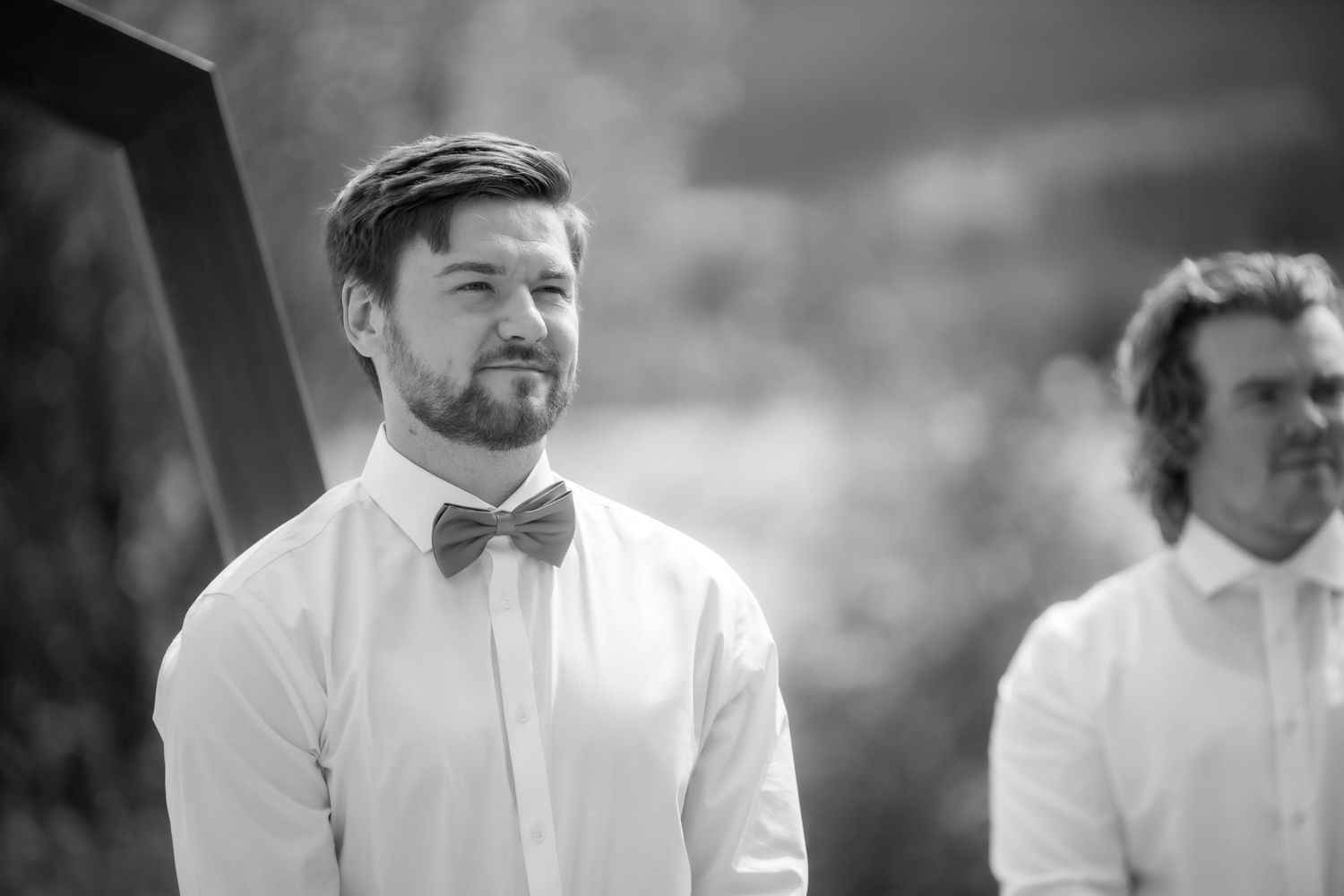 Nanaimo wedding, ceremony, summer wedding, vancouver island photographer, bride and groom, brannen lake, nanaimo photography, backyard