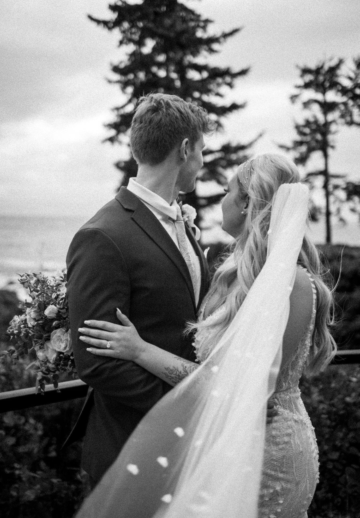 black and white wedding photography