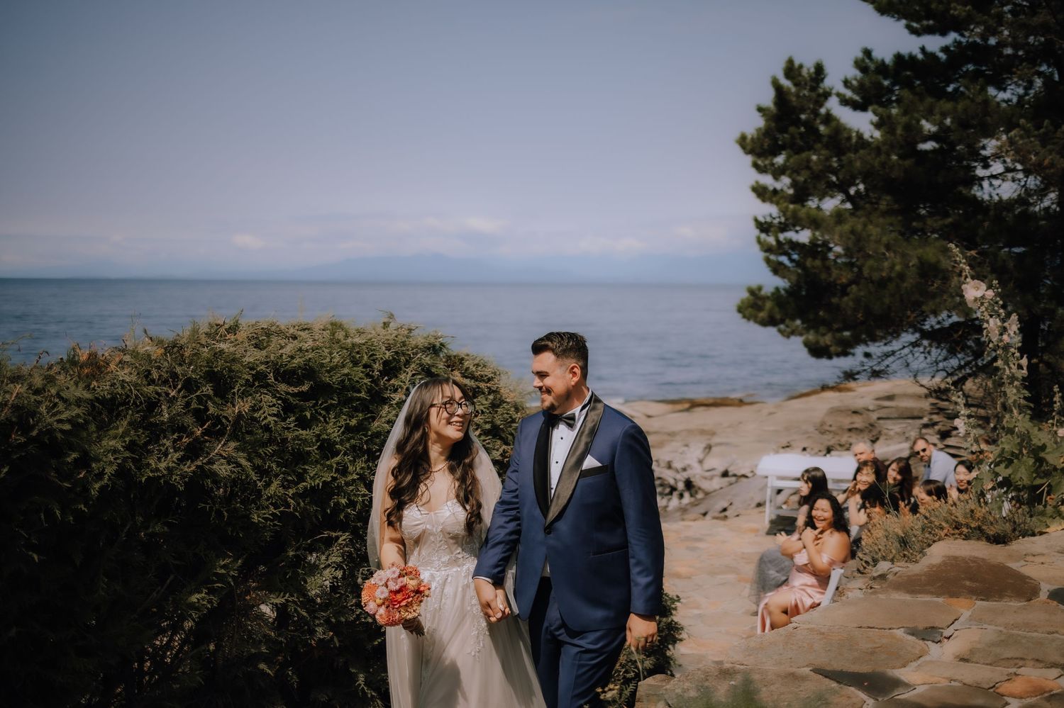 wedding photography, Gabriola island, elopement, intimate wedding, ceremony, gulf island wedding, nanaimo photographer