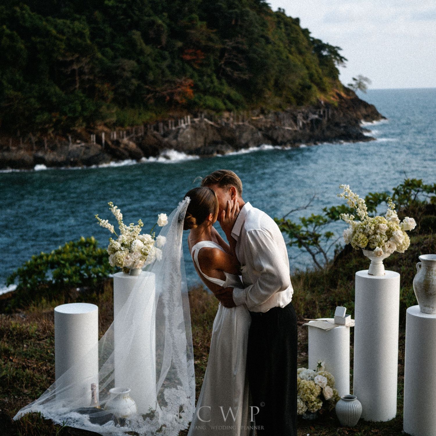 Luxury Wedding Planner Thailand | Seaside Hill Destination Wedding
