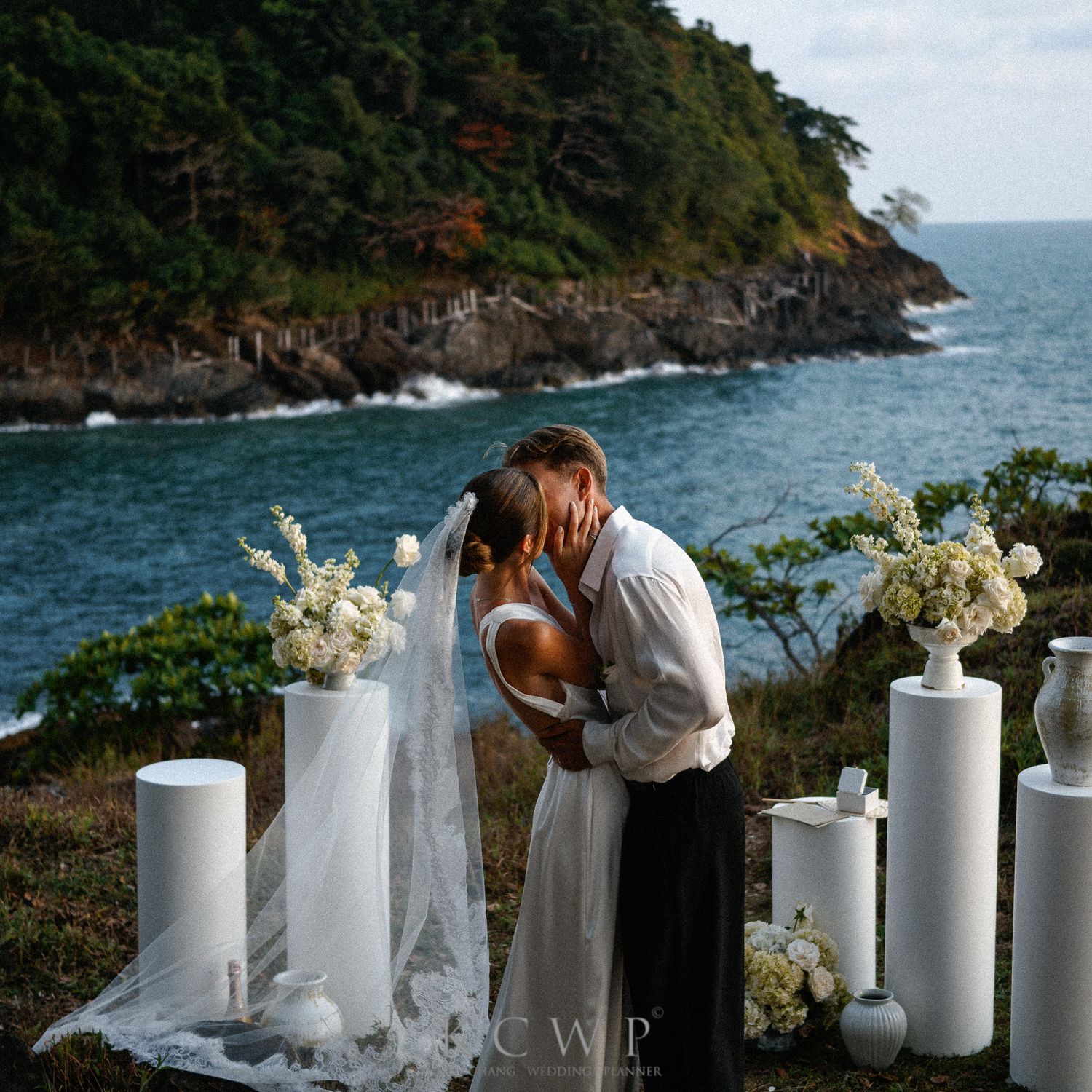 Luxury Wedding Planner Thailand | Seaside Hill Destination Wedding