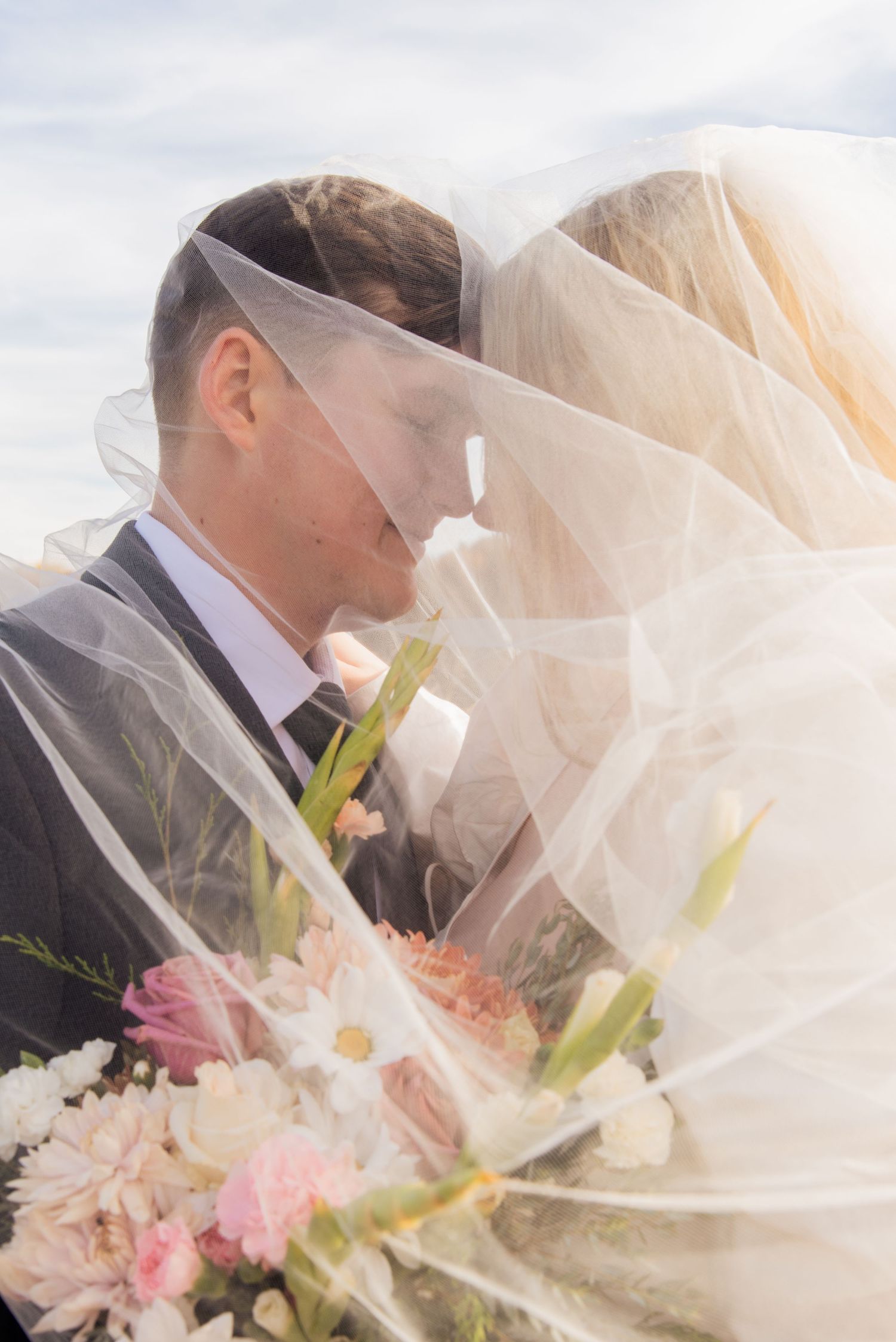 Elopement photos at the NC Museum of Art in Raleigh, NC